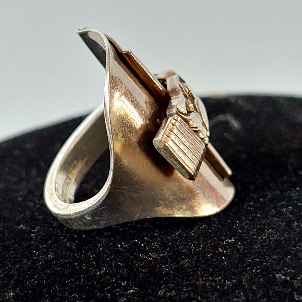 Community Large silver Ring - Picture 4 of 10
